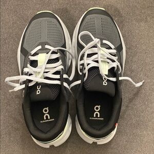 On Cloudrunner 2 Running Shoes - Black and Gray - 7WIDE